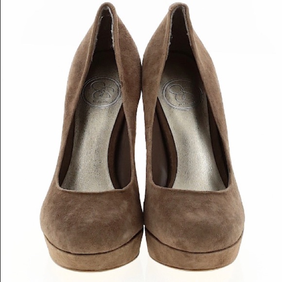 Jessica Simpson - Picture 2 of 3